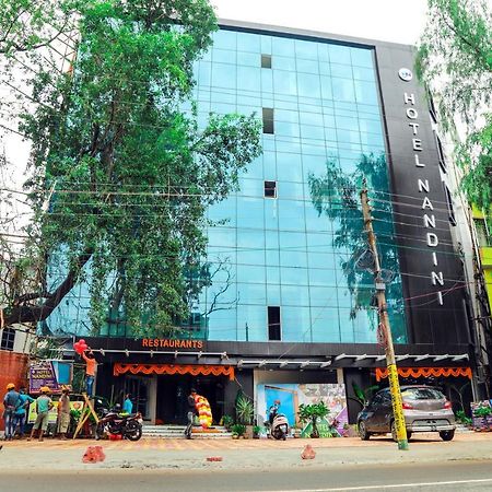 Hotel Nandini Baharampur エクステリア 写真